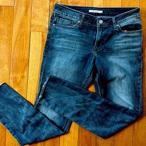 Levi’s 711 size 29